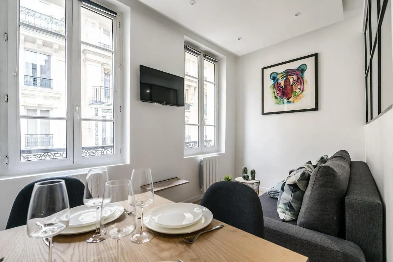 Cmg Rambuteau Marais 3 Apartment Paris