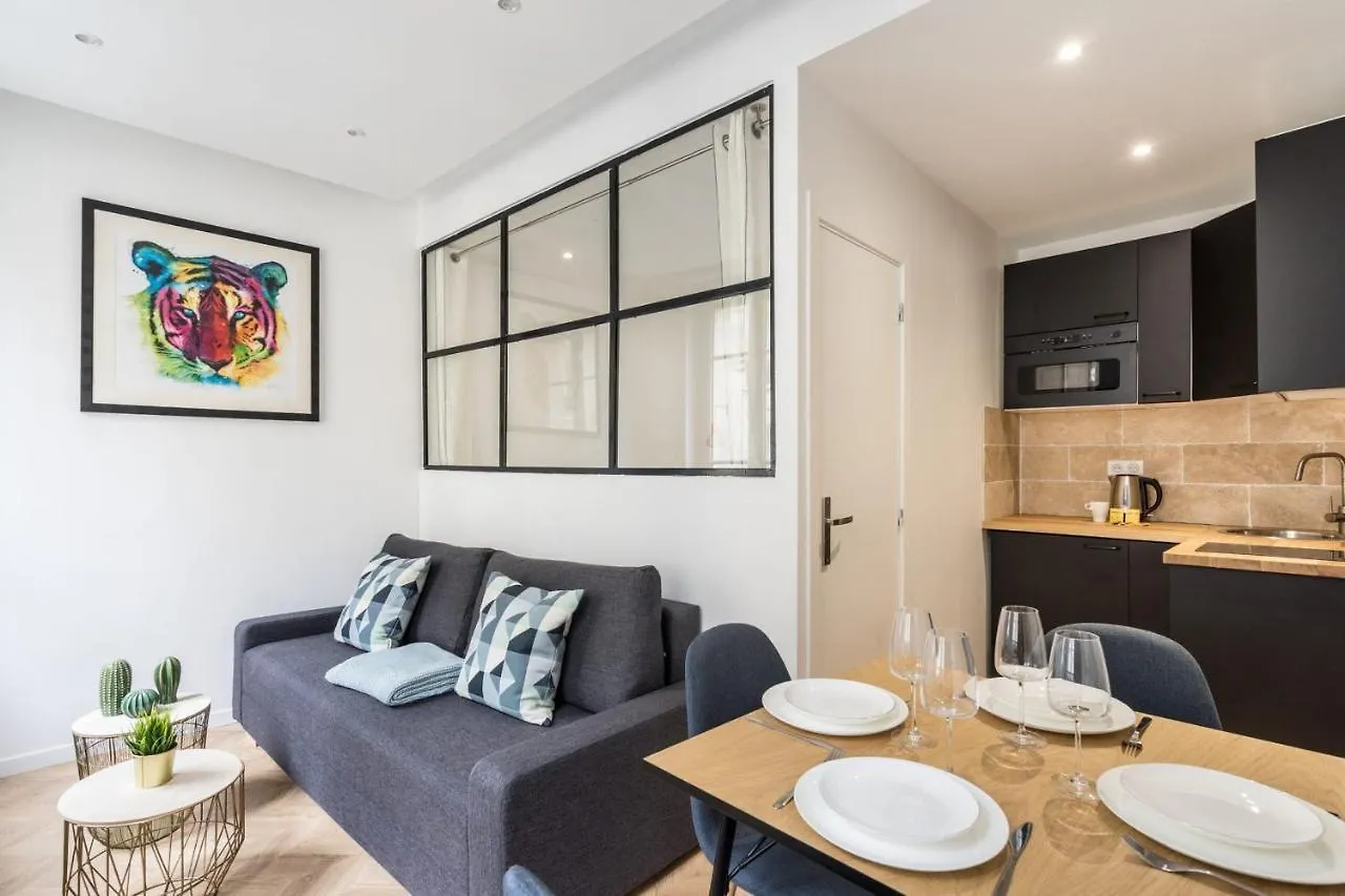 Cmg Rambuteau Marais 3 Apartment Paris